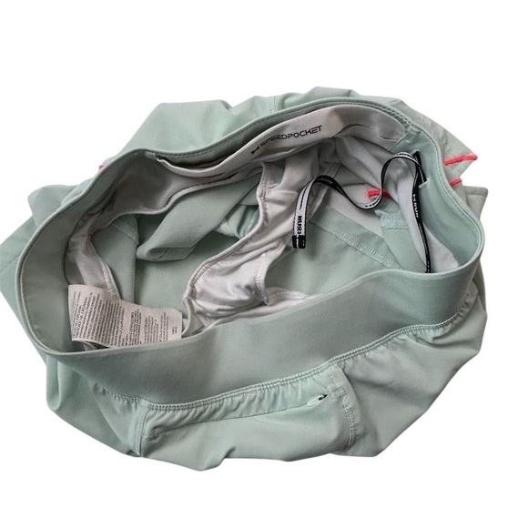 Under Armour Women's HeatGear Running Shorts Green Size M - Picture 7 of 14